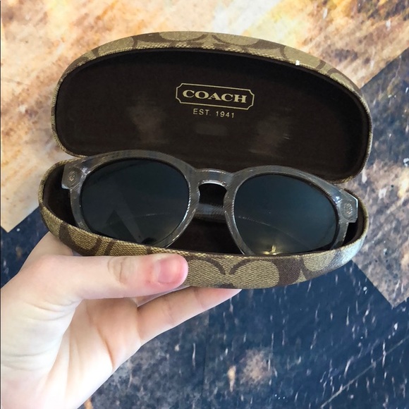 Coach Accessories - Coach sunglasses with case